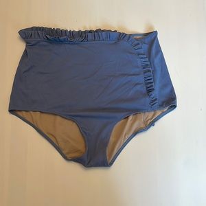 Kortni jeane ruffle bikini bottom